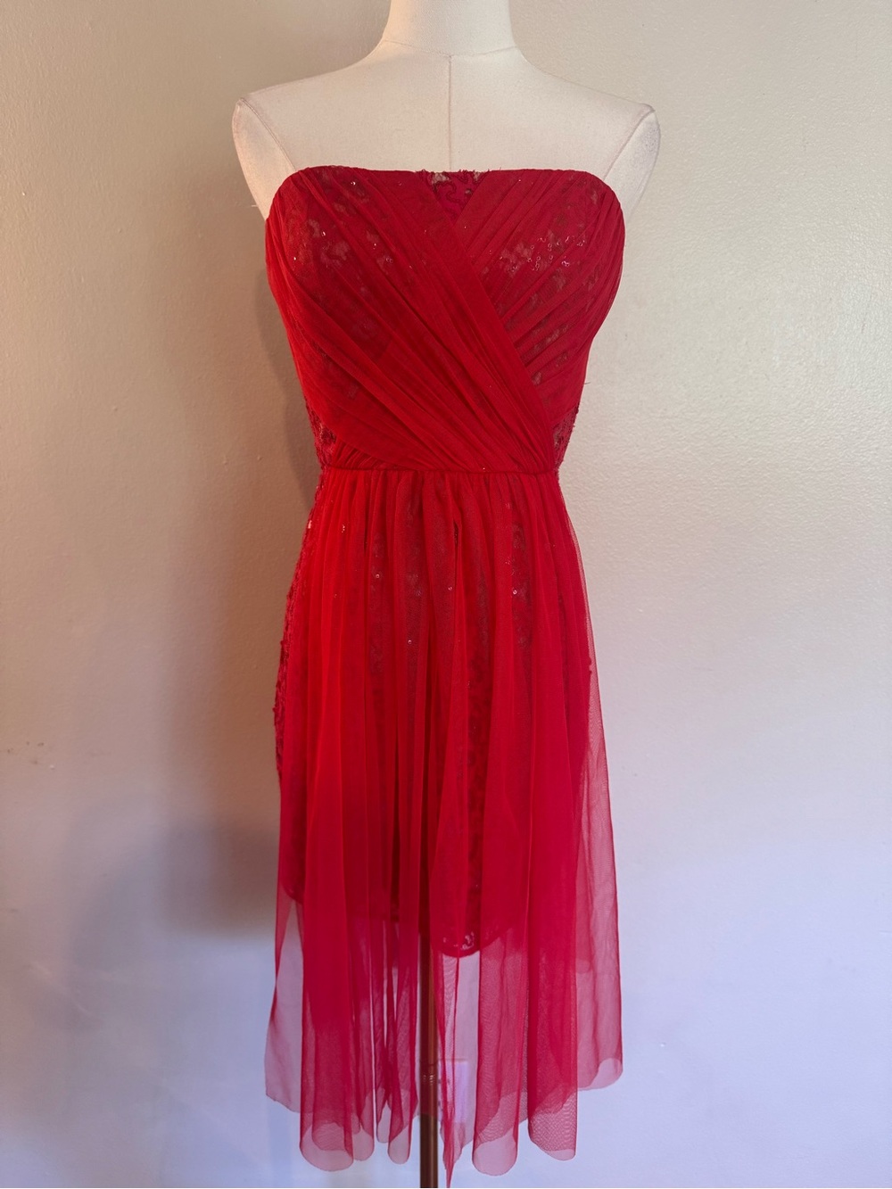 NWT BCBGMaxAzria Runway Vienna Red Sequin Tulle Overlay Dress
